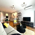 Mieszczanska 25 Apartment - Self Check-In 20H - Parking & Lift