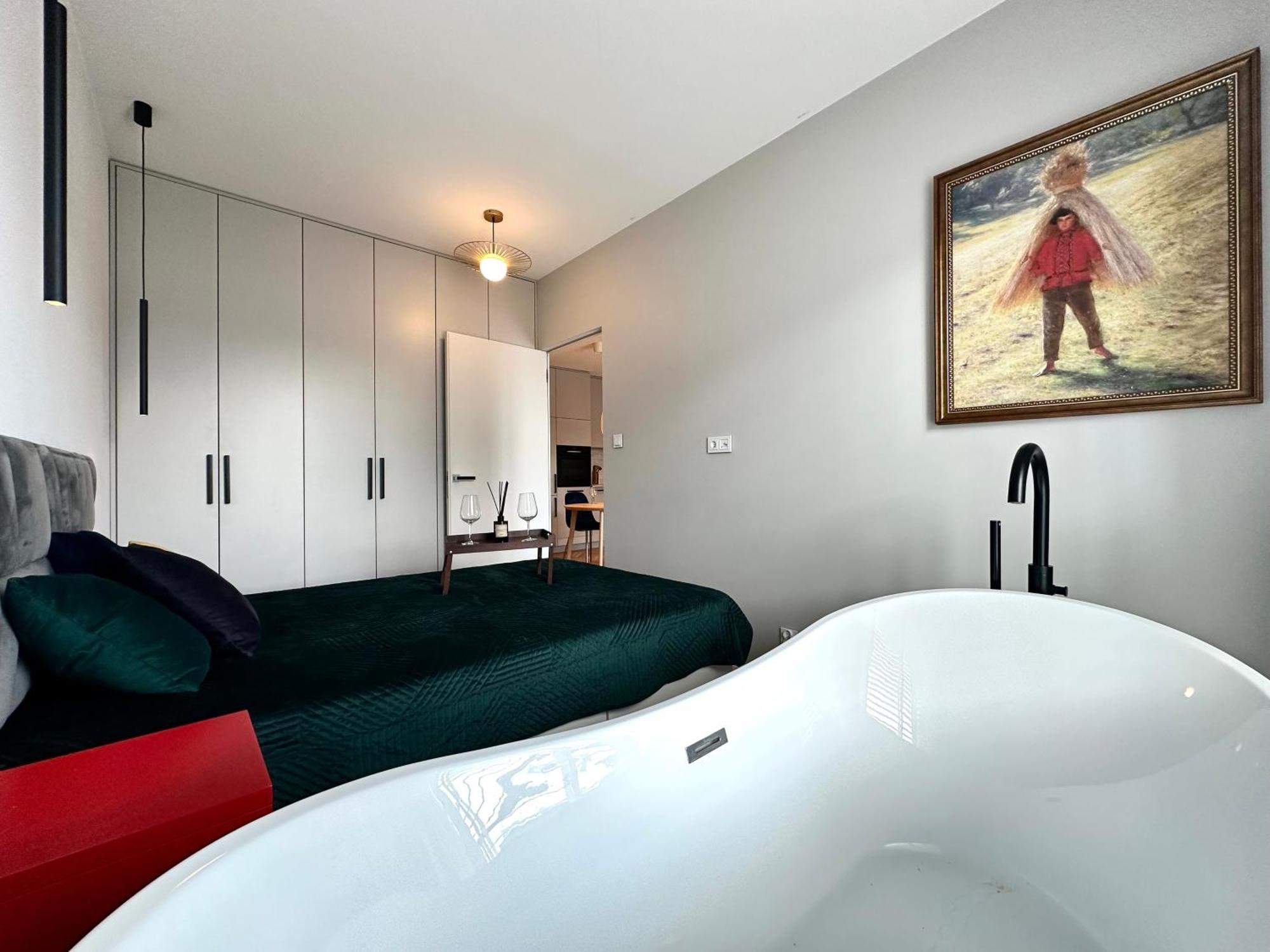 Apartment Mieszczanska 25 - Self Check-in 20h - Parking & Lift